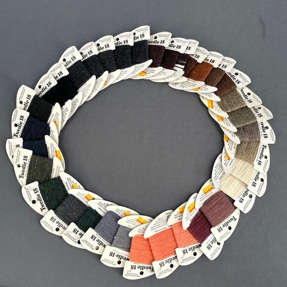 VTG Rainbow Gallery Tweedie 18 Wool Yarn Lot 34 Skeins England Needlepoint Craft - Picture 2 of 16